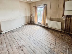 Bedroom 1- click for photo gallery